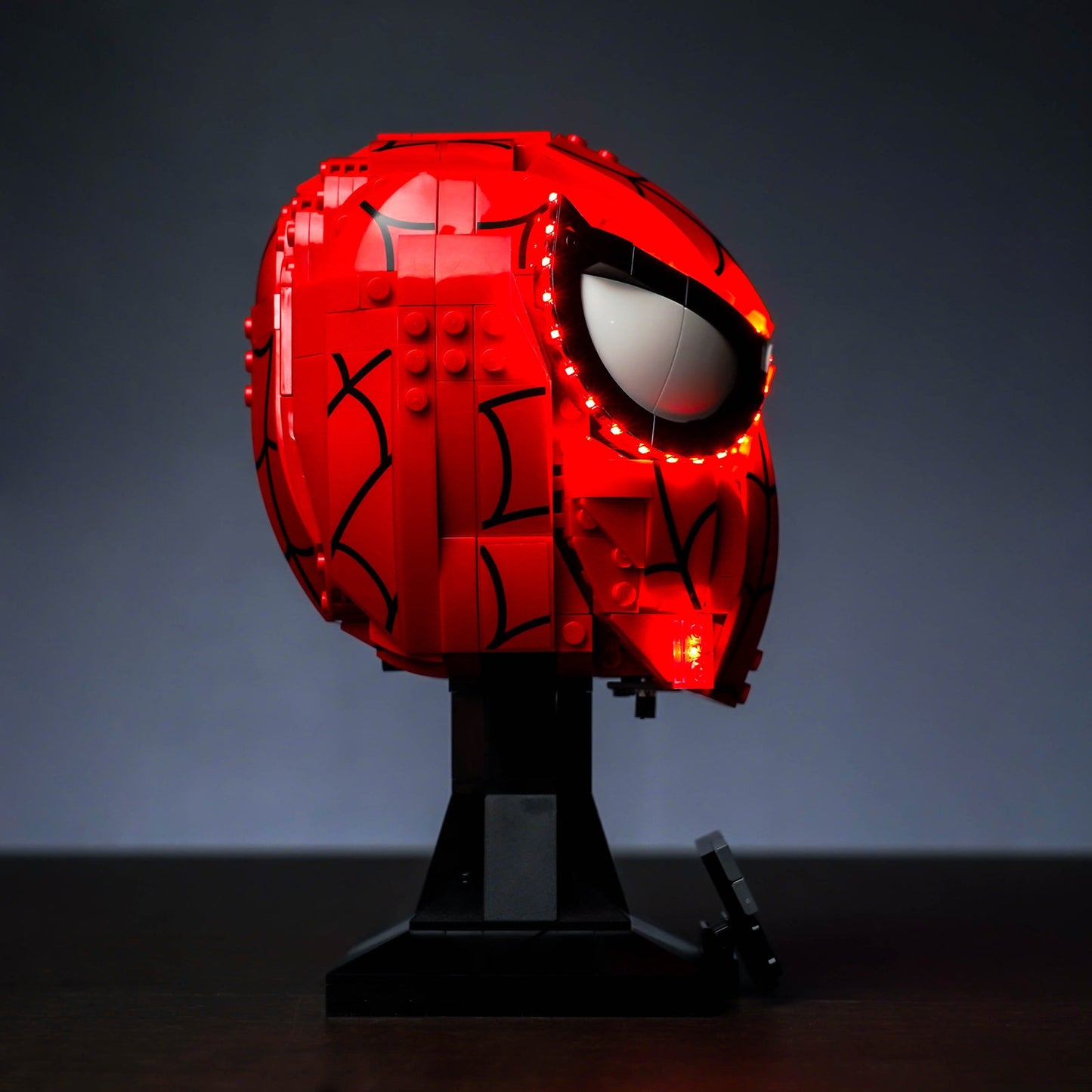 Light Kit For Spider-Man's Mask 76285