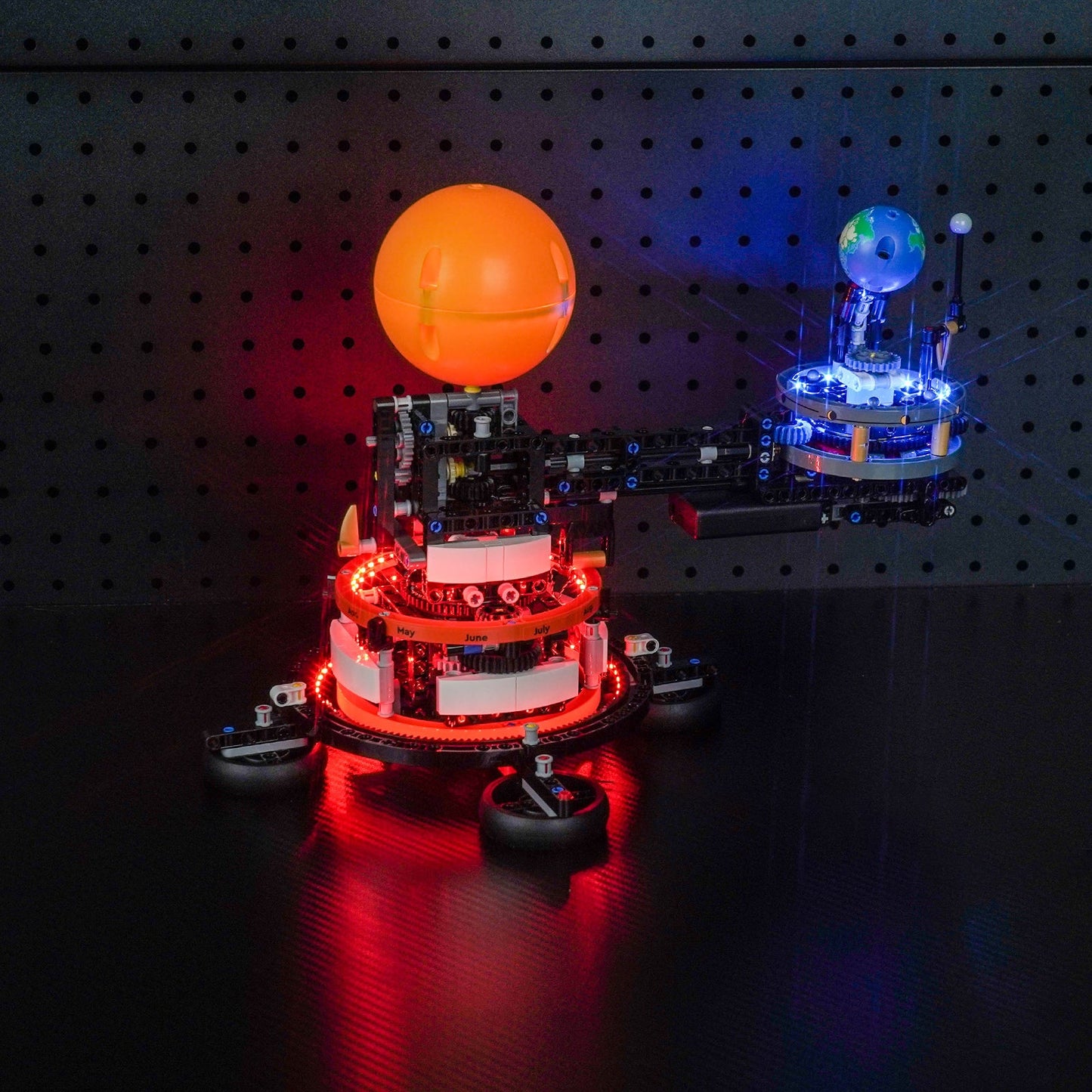 Light Kit for LEGO Planet Earth and Moon in Orbit 42179