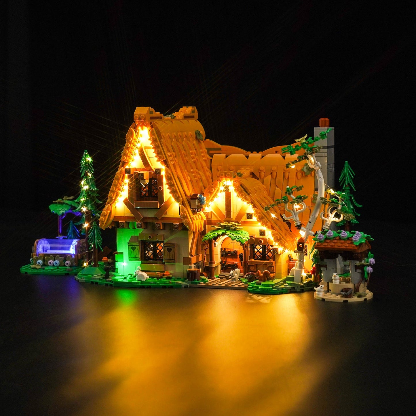 Light Kit For Snow White and the Seven Dwarfs' Cottage 43242