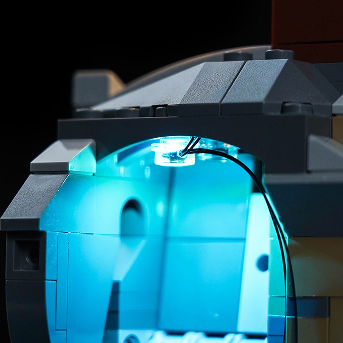 light-kit-for-lego-ideas-the-goonies-21363-14