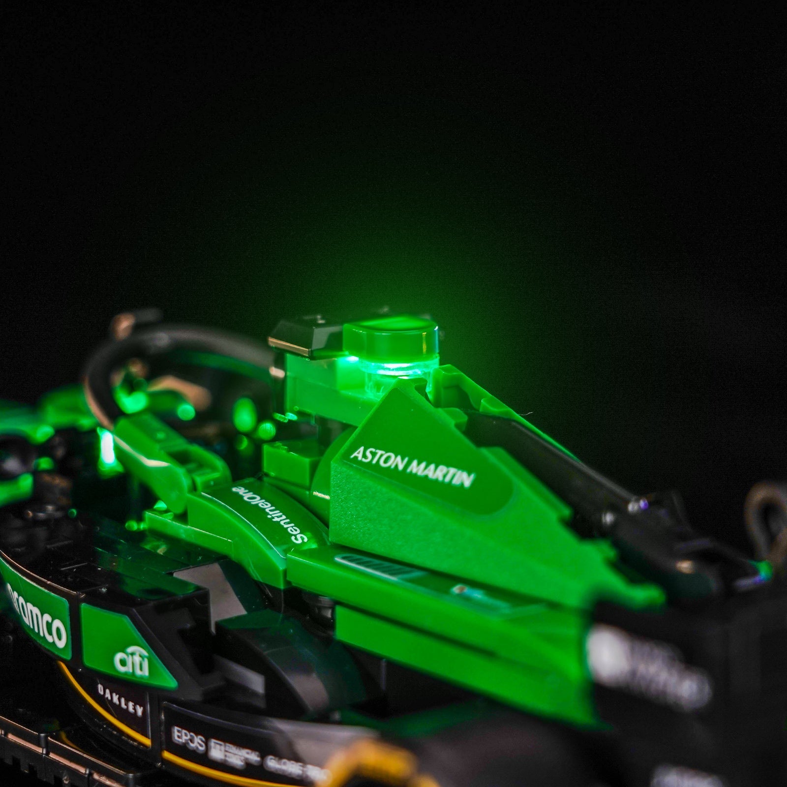 light-kit-for-lego-speed-champions-aston-martin-aramco-f1-amr24-race-car-77245-8