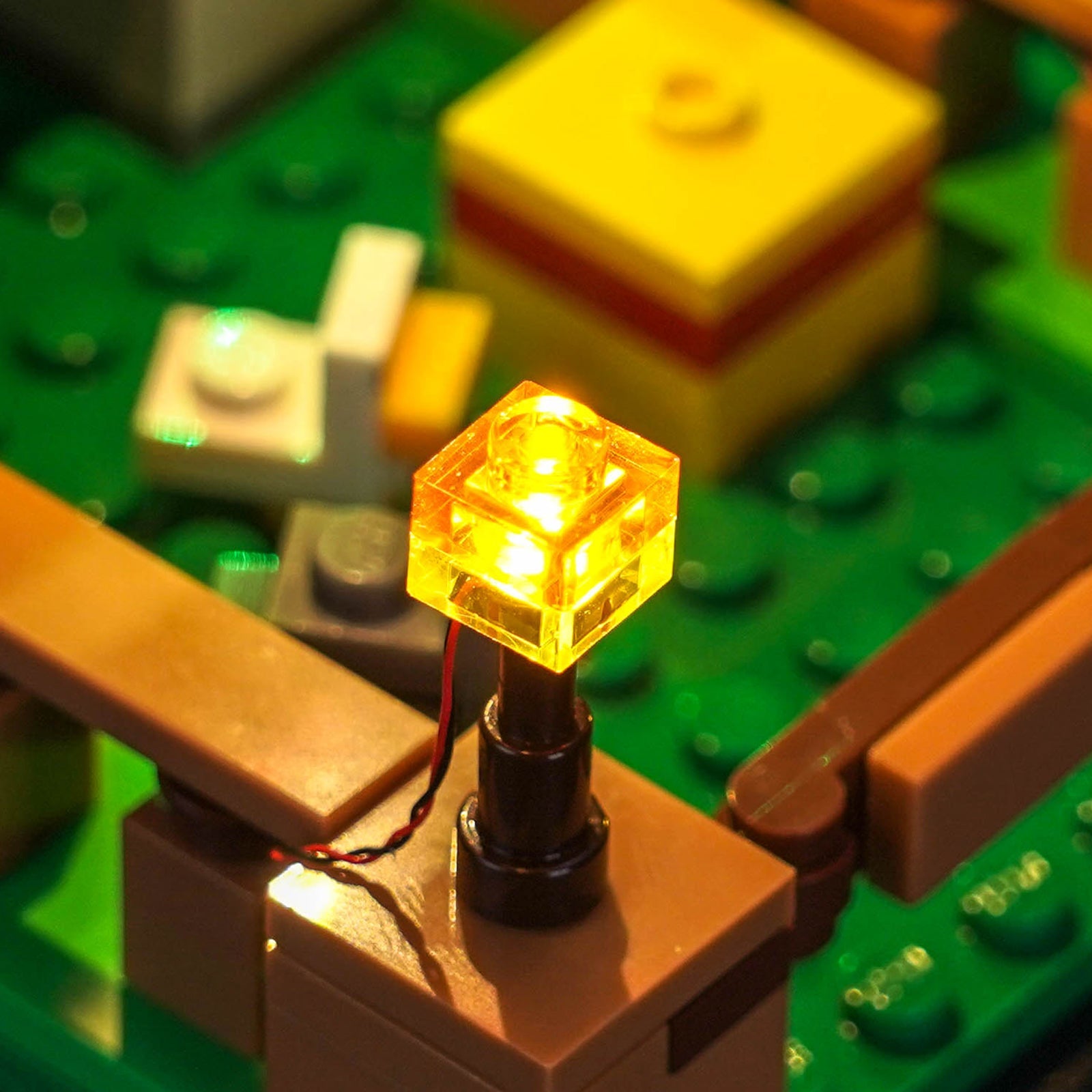 light-kit-for-lego-minecraft-chicken-farm-21585-6