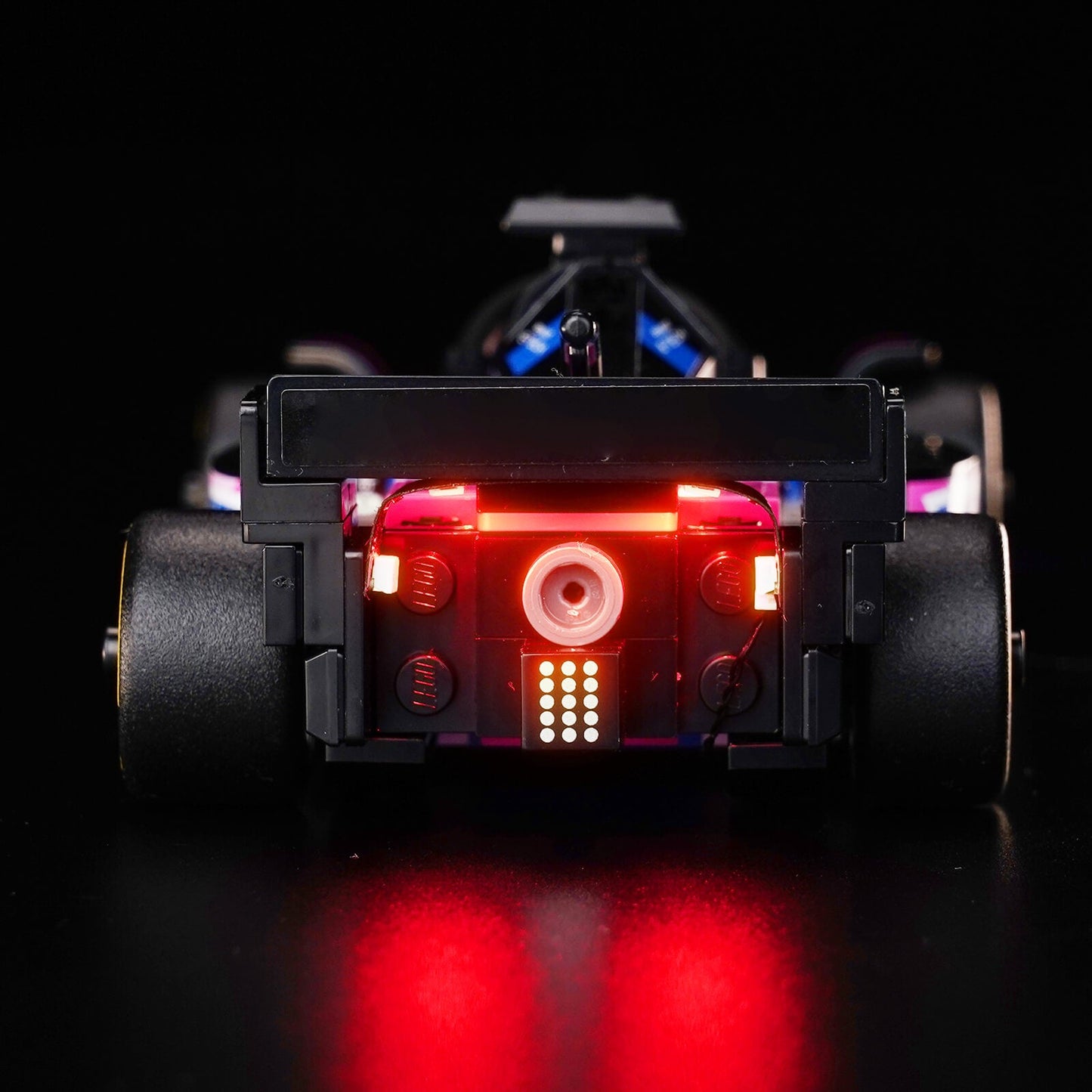 light-kit-for-lego-speed-champions-bwt-alpine-f1-team-a524-race-car-77248-11