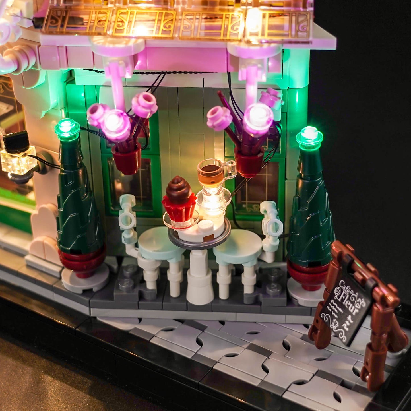 Light Kit for LEGO Icons French Café 10362