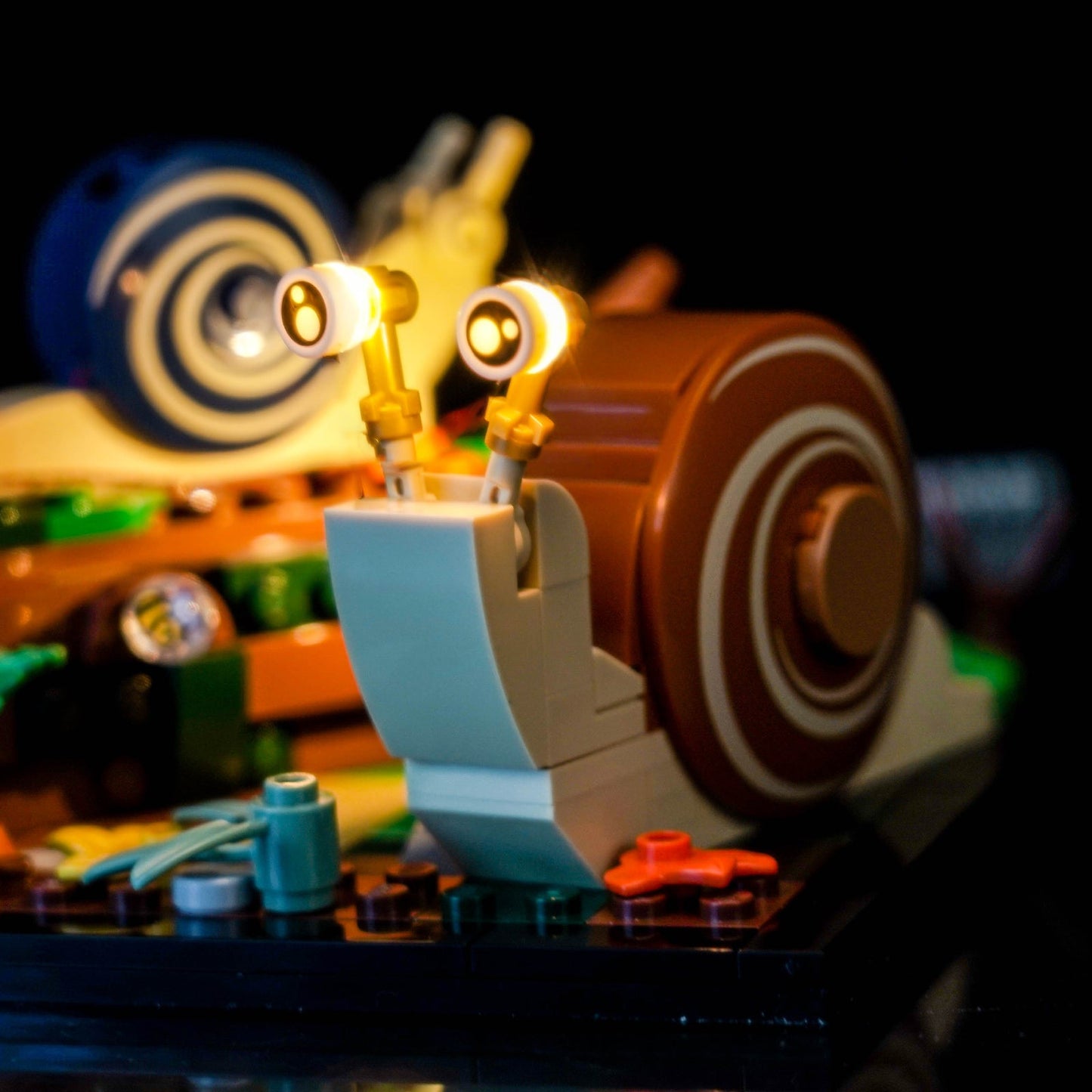 light-kit-for-lego-ideas-friendly-snails-40788-5