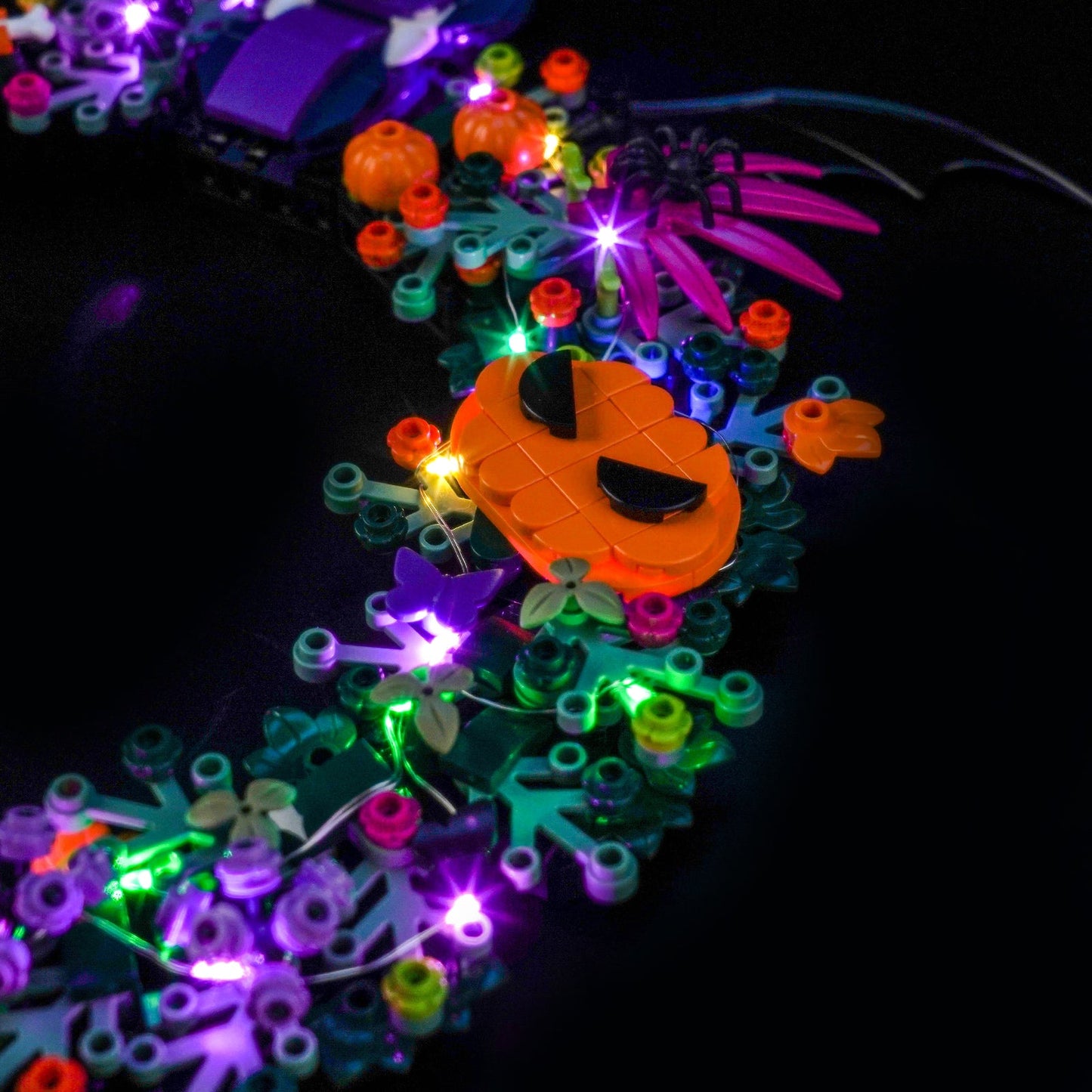 light-kit-for-lego-halloween-wreath-40825-3