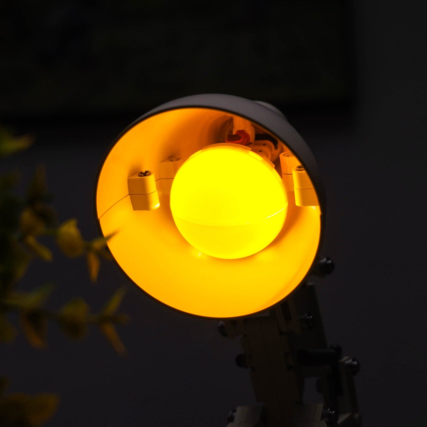 light-kit-for-lego-ideas-disney-pixar-luxo-jr-21357-16