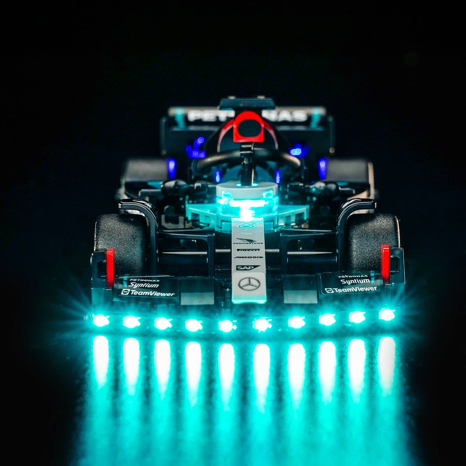 light-kit-for-lego-speed-champions-mercedes-amg-f1-w15-race-car-77244-10
