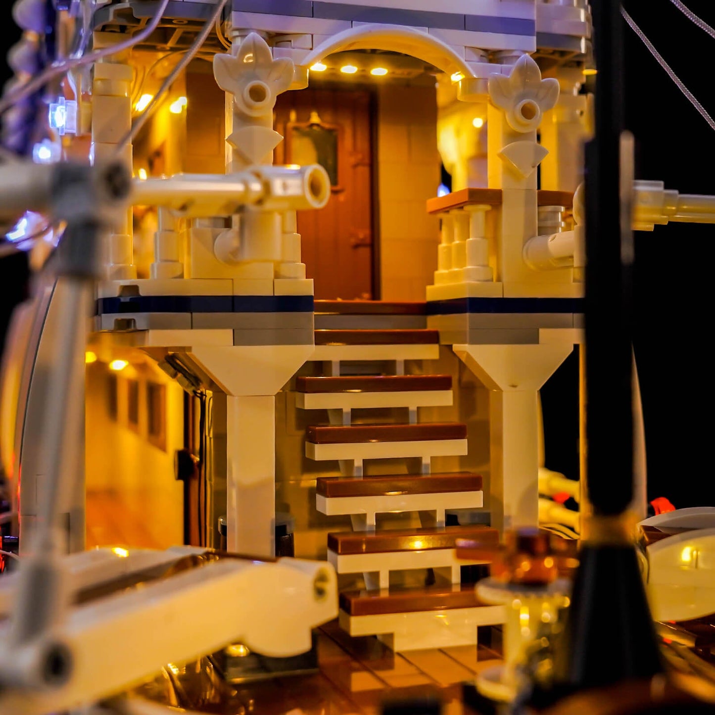 light-kit-for-lego-ideas-river-steamboat-21356-11