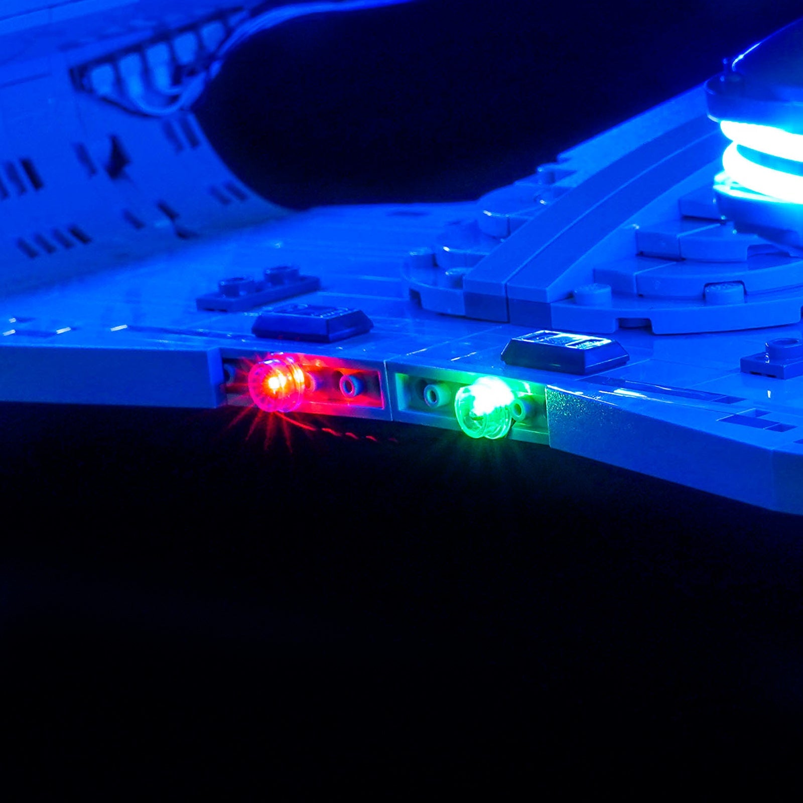 light-kit-for-lego-icons-star-trek-u-s-s-enterprise-ncc-1701-d-10356-20