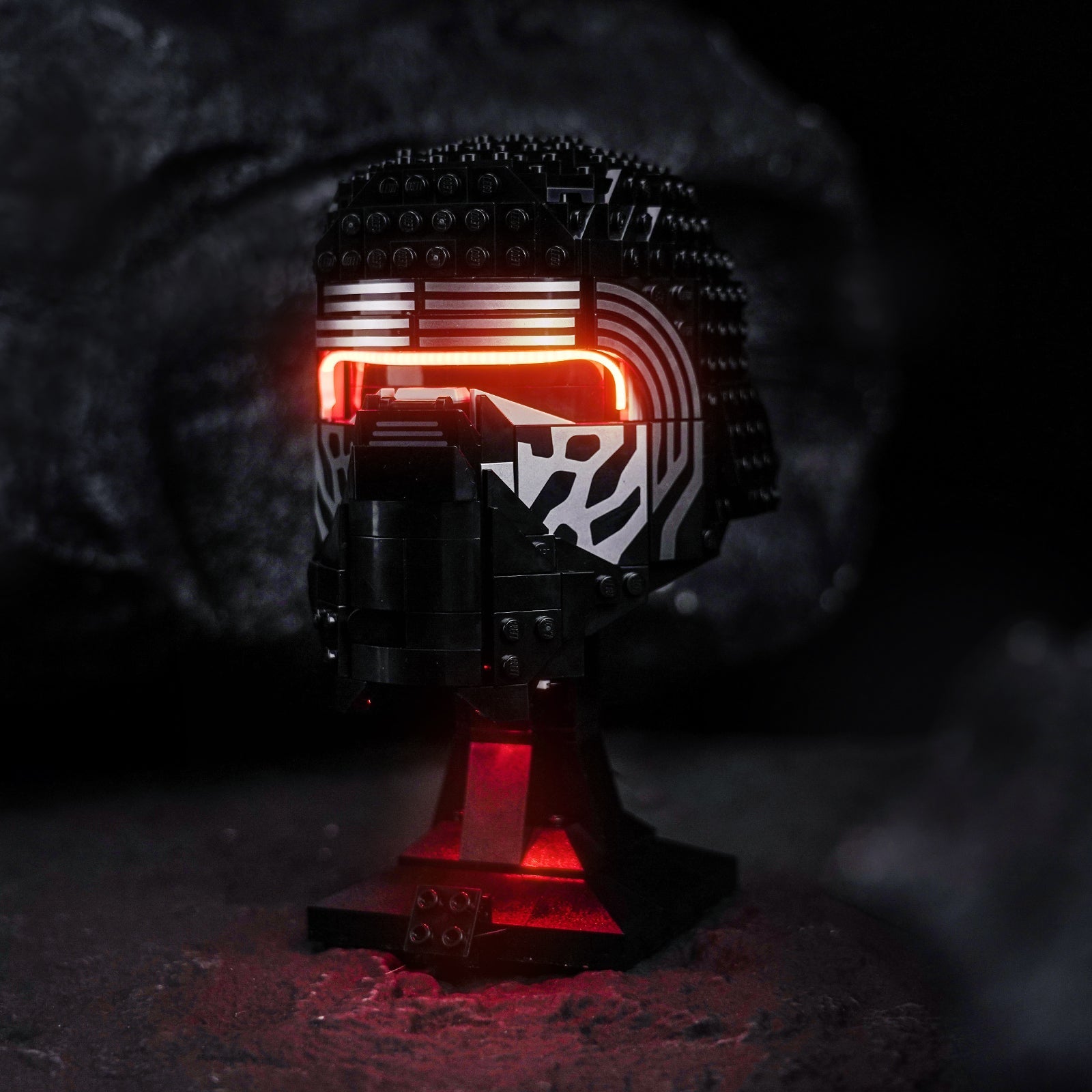 light-kit-for-lego-star-wars-kylo-ren-helmet-75415-3