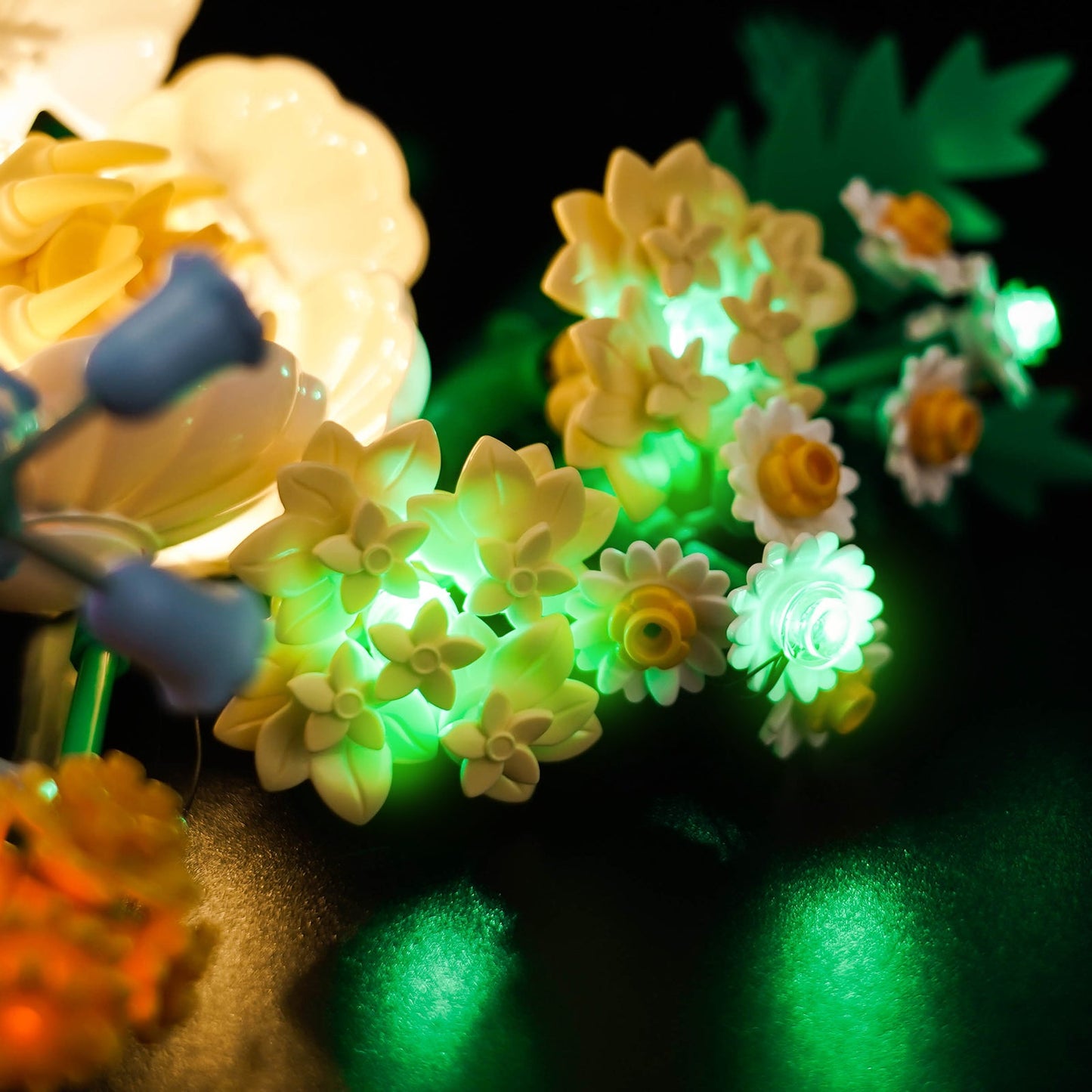 light-kit-for-lego-the-botanical-collection-petite-sunny-bouquet-10347-8