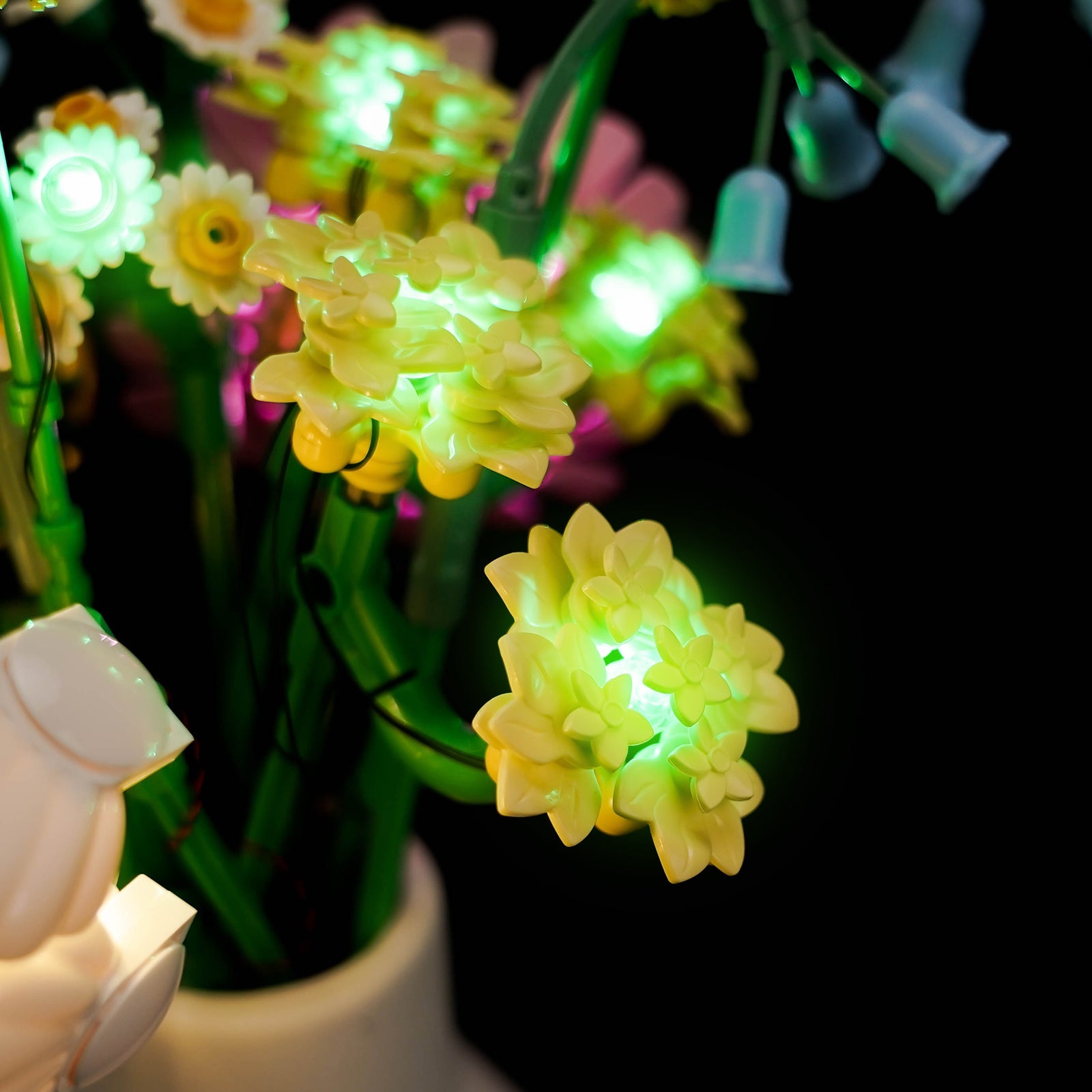light-kit-for-lego-the-botanical-collection-petite-sunny-bouquet-10347-7