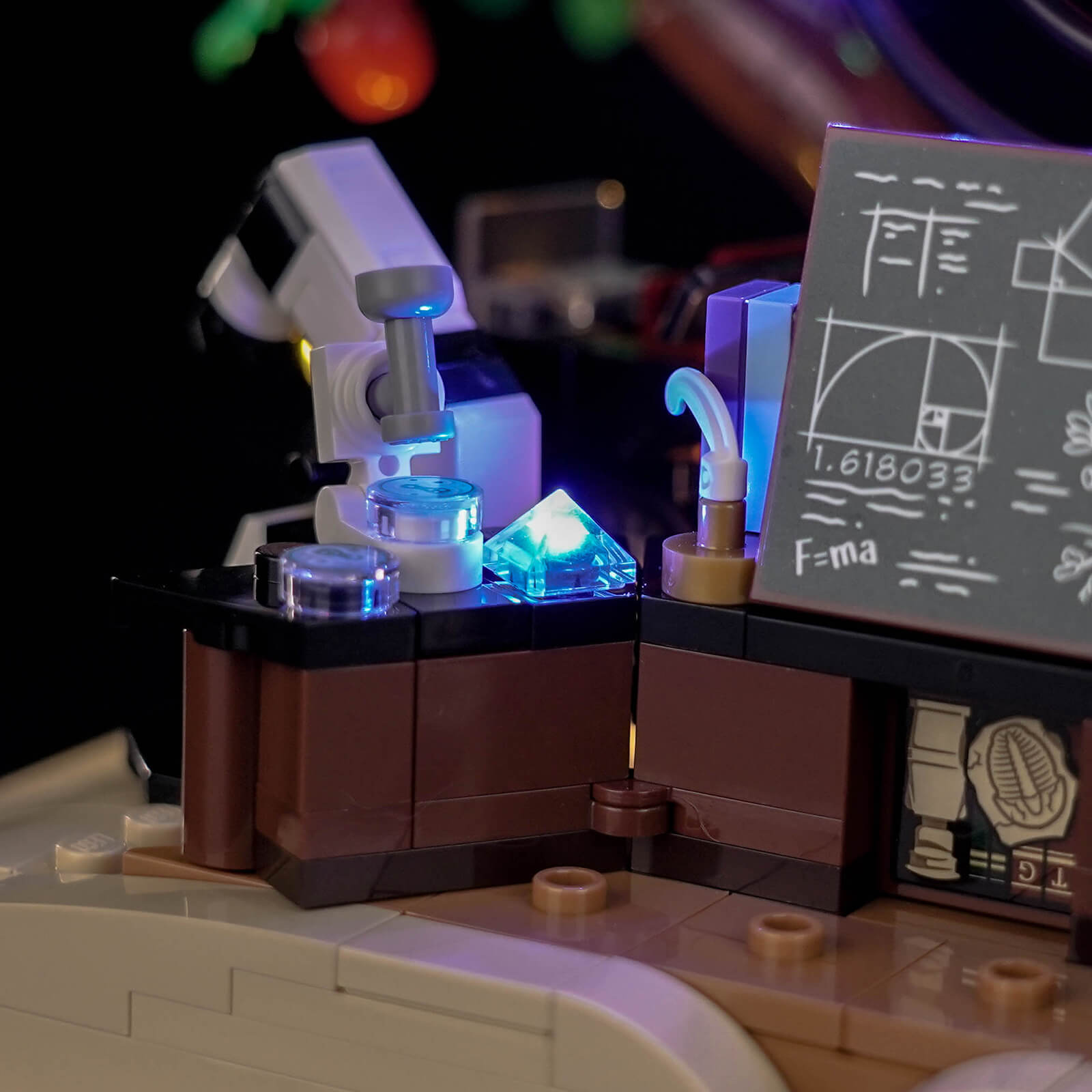 Light Kit for LEGO Ideas The Evolution of STEM 21355