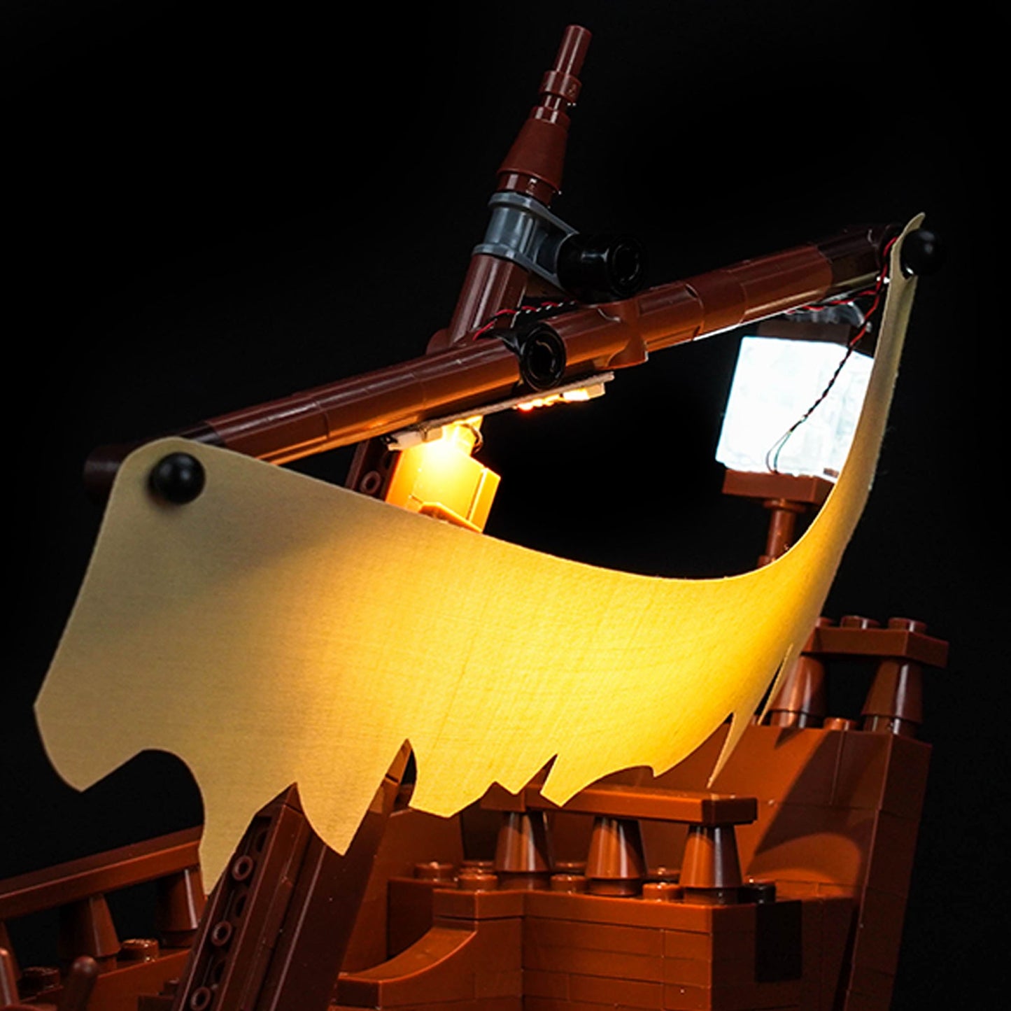 light-kit-for-lego-ideas-the-goonies-21363-11