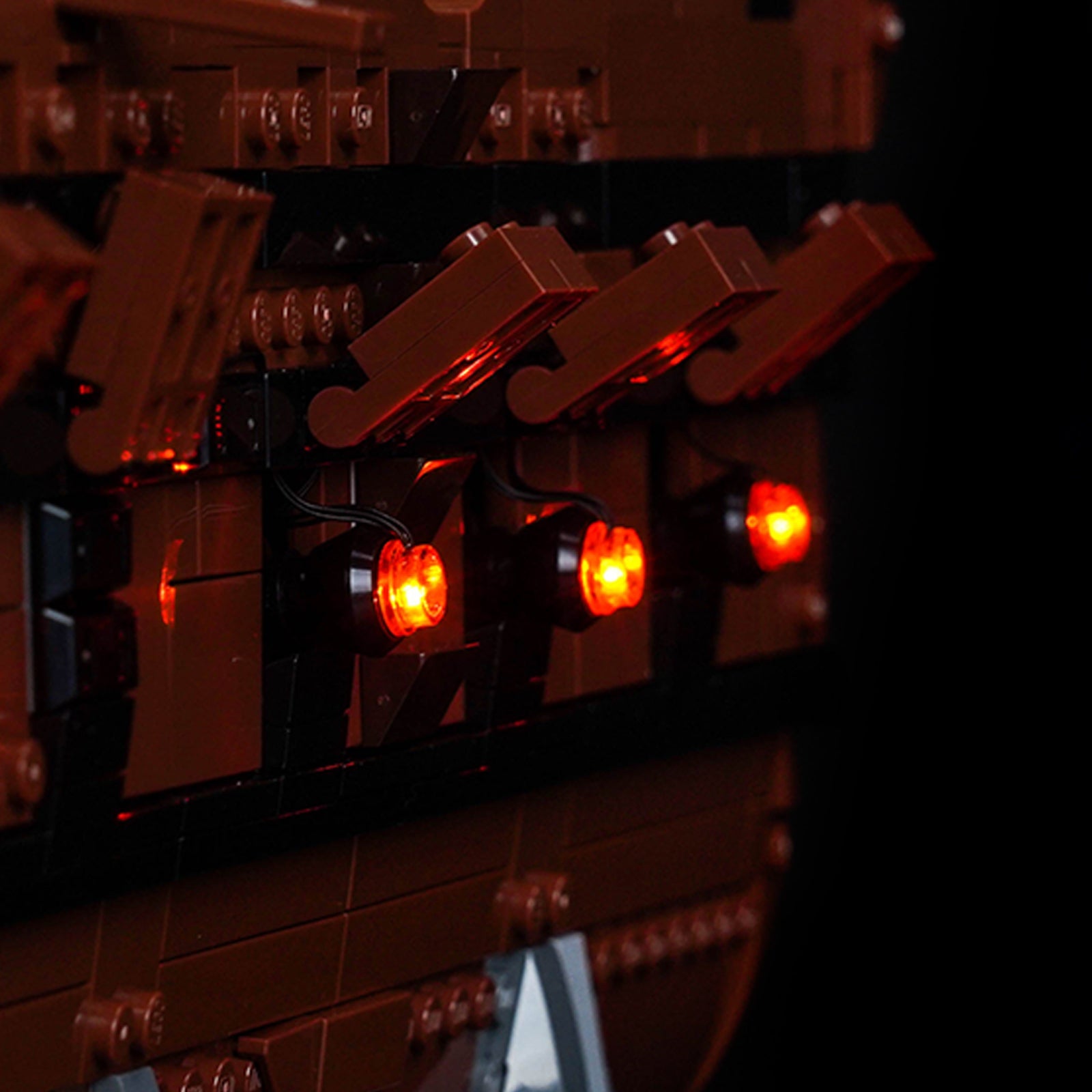 light-kit-for-lego-ideas-the-goonies-21363-12