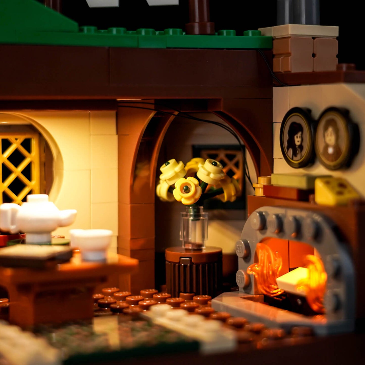 light-kit-for-lego-icons-the-lord-of-the-rings-the-shire-10354-12
